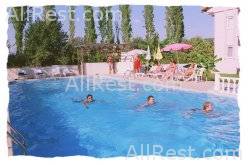 Patio Hotel 7